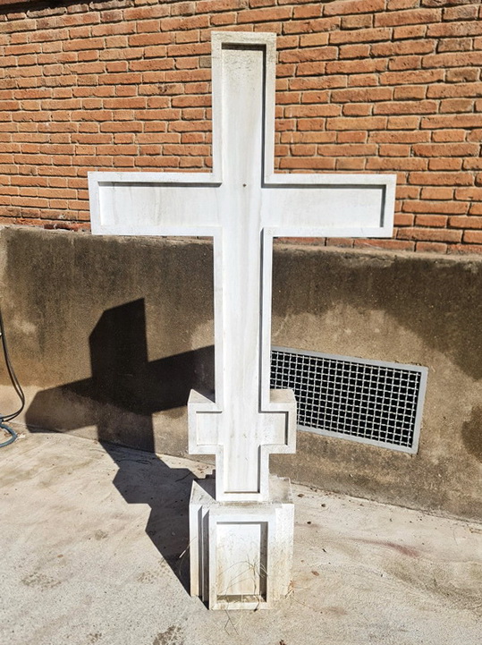 cruz lapida ficticia 201x101_2x16 1u